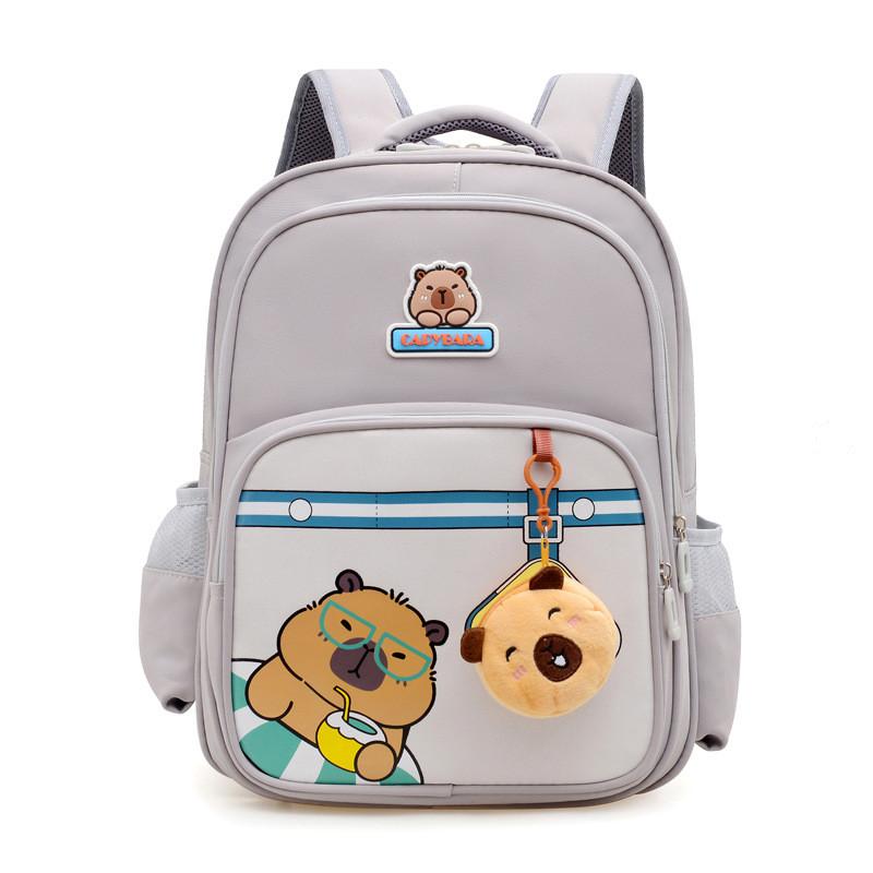 

Детский рюкзак с принтом капибары и большой вместимостью для повседневной школы серый