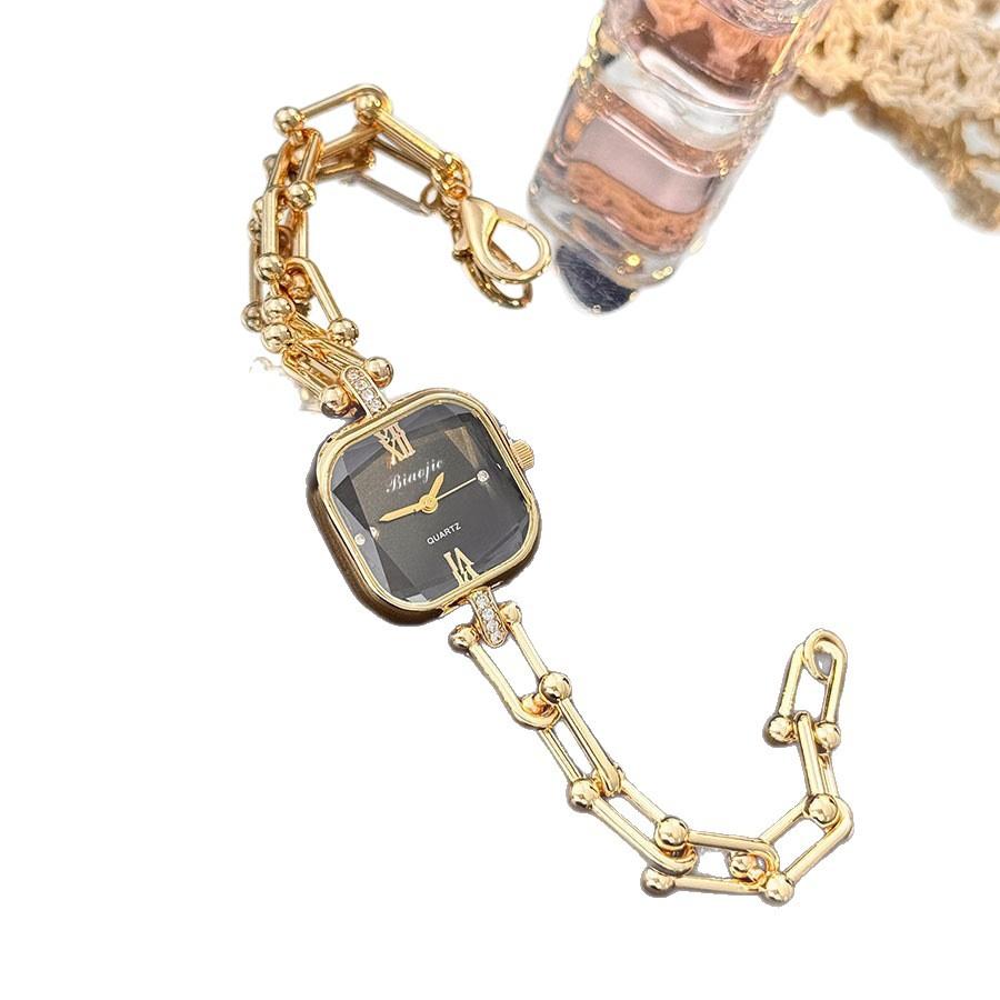 High-Value Women'S Small Chain Watch, Exquisite Light Luxury Versatile Rhinestone Fritillary Square Quartz Watch