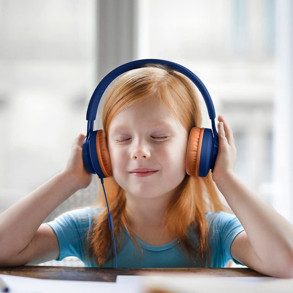 AGPTEK Kids' Headphones with Microphone, Foldable, Wired, Safe Volume Settings, Hearing Protection, Sound Isolation, 3.5mm Audio Jack, Compatible
