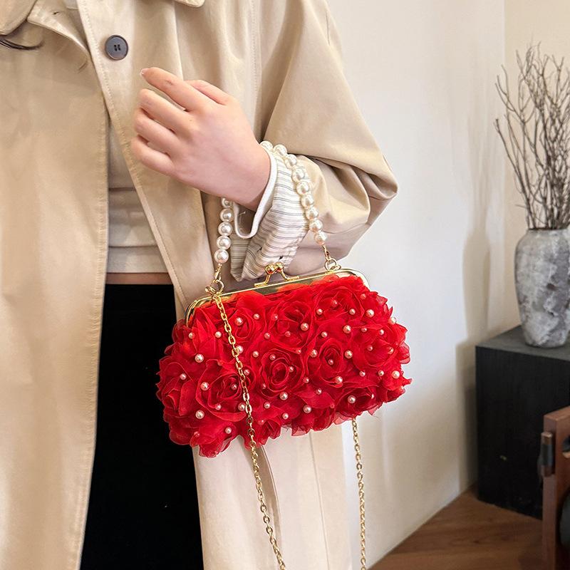 Women Rose Flower Evening Bag with Chain Floral Pearl Handbag Elegant Dinner Bag Pearl Crossbody Female Bridal Bag