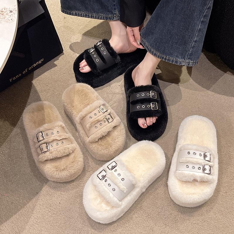 Women wearing Mao Mao slippers outside the home 2025 spring and autumn new design sense niche thick bottom increase lazy cotton drag winter