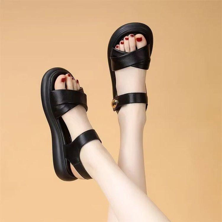

Bag heel sandals women s new casual and versatile outer wear in summer 2025, flat-bottomed small fragrant style with skirt, two sandals 35