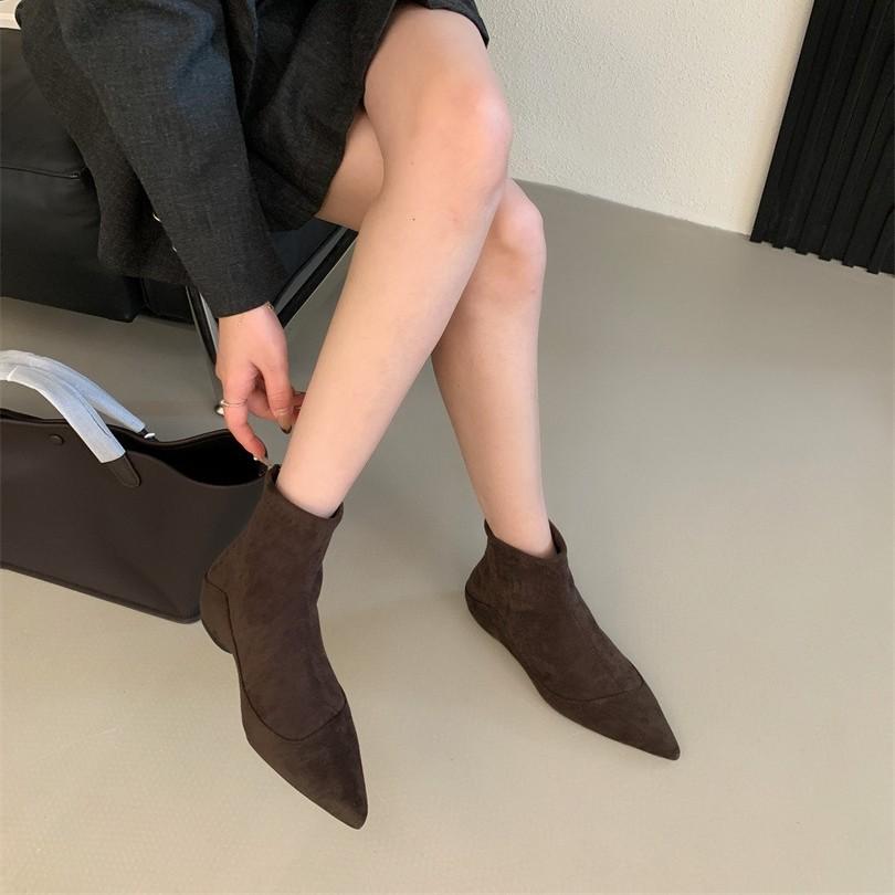 2025 Korean version of polished single boots pointed fashion boots thick mid-heel short boots women's fashion versatile rear zipper thin boots