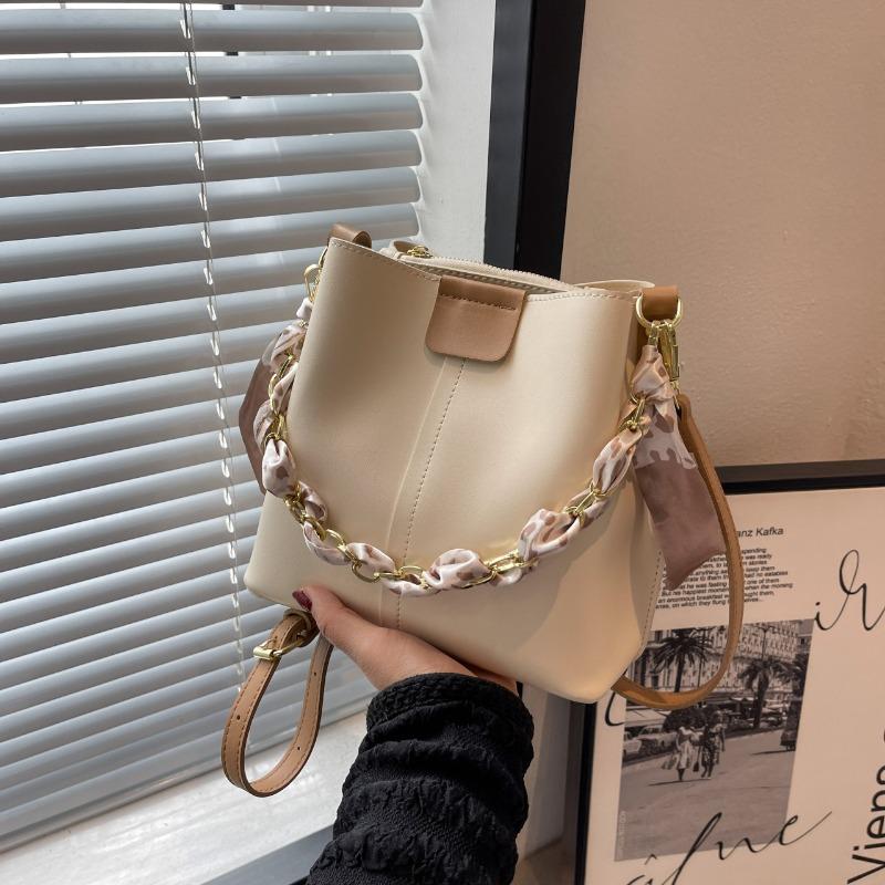 Premium texture bucket bag women's bag new trendy fashion messenger bag niche chain portable bucket bag