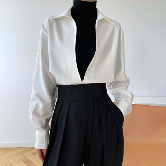 Цветная теплая свободная блузка большого размера с воротником и глубоким однотонным — фото 4