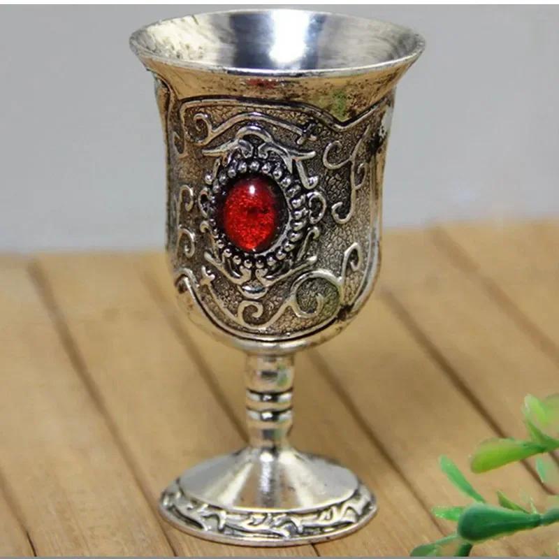 

Vintage Metal Wine Glass Champagne Goblet European Style Cocktail Cup for Bar Party Home Decor Antique Silverware