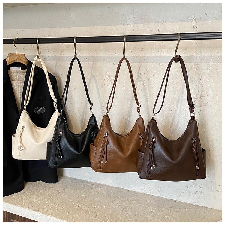 2025 Korean Fashion Large Capacity Crossbody Tote - Retro Autumn/Winter Women's Bag