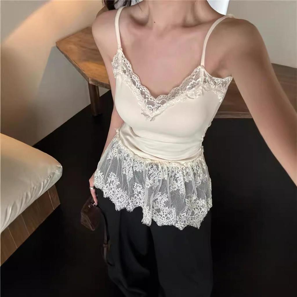 Viscose V-Neck Lace Camisole for Women - Elegant Socialite Style with Mesh Splicing and Atmospheric Layering