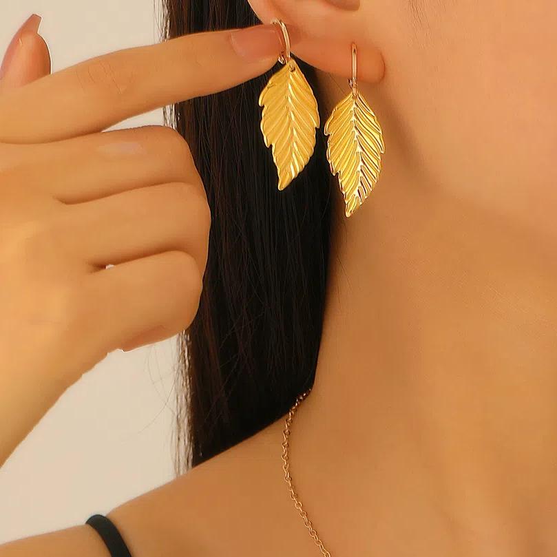 Gold Leaf Open Bracelet Ring & Earring Necklace Set - Women's Fashion Trend