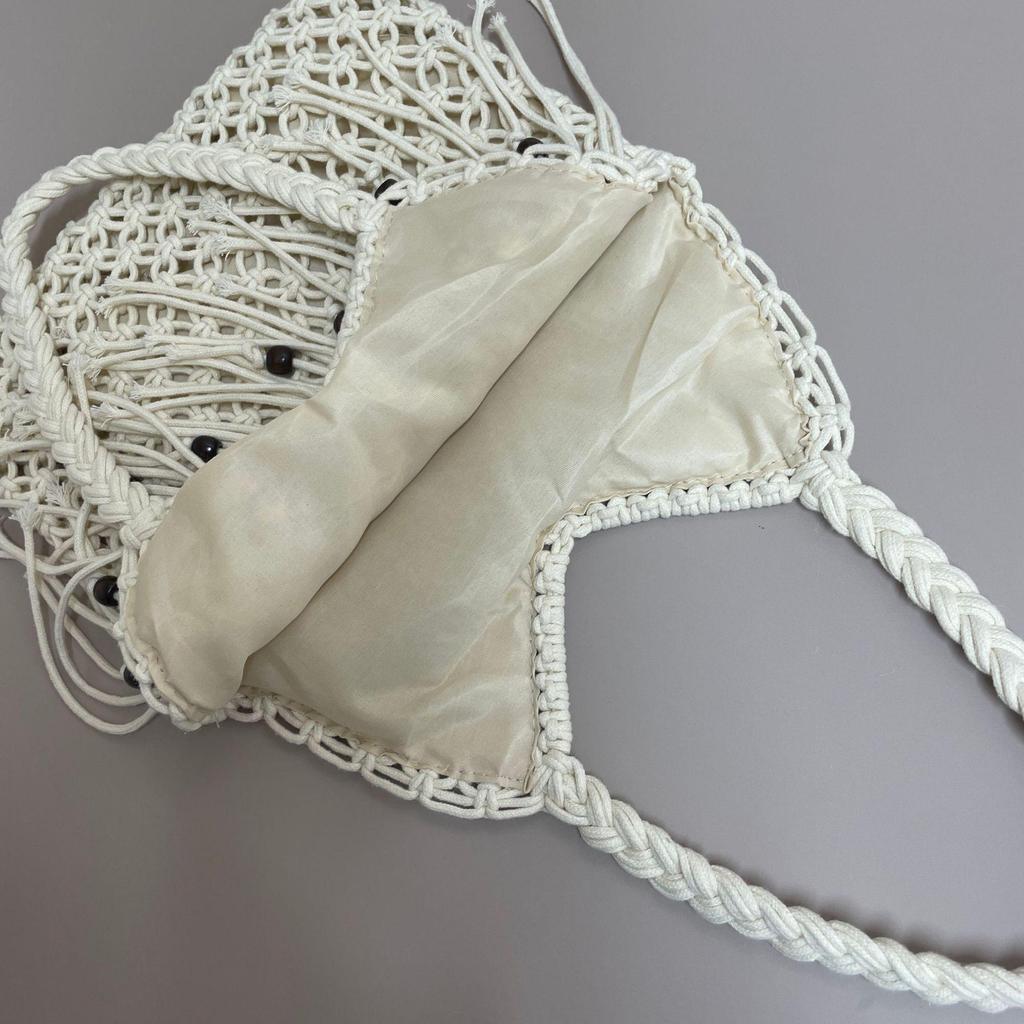 Forest-Inspired Tassel Woven Tote: Wooden Beads, Cotton Thread, Multi-Color Options, Customizable for Beach Vacations