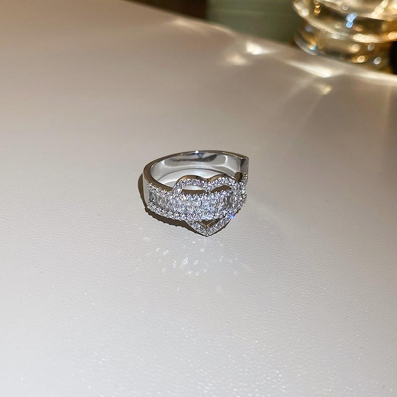 Vintage Palast Blumenring Diamantstil Leichter Luxus Premium Zeigefinger Schmuck