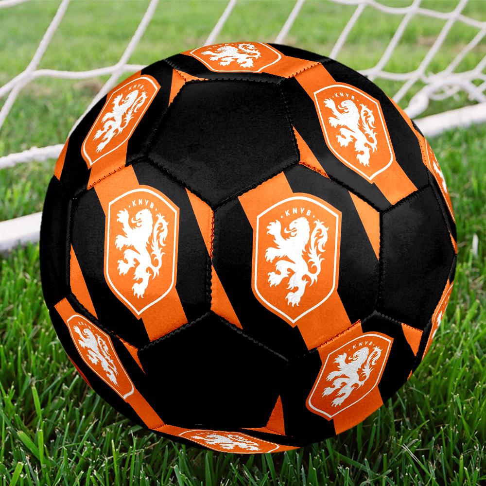 Pallone Calcio a 5 KNVB Colorato Cucito a Macchina PVC Misura 5 Pronto per Allenamento di Squadra e Competizione Durevole Rimbalzo Elevato Fantastico Regalo Sportivo
