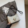 Retro Trendy High-end Hand Carry Small Square Bag 2025 Winter New Fashion Casual Shoulder Bag Niche Messenger Bag