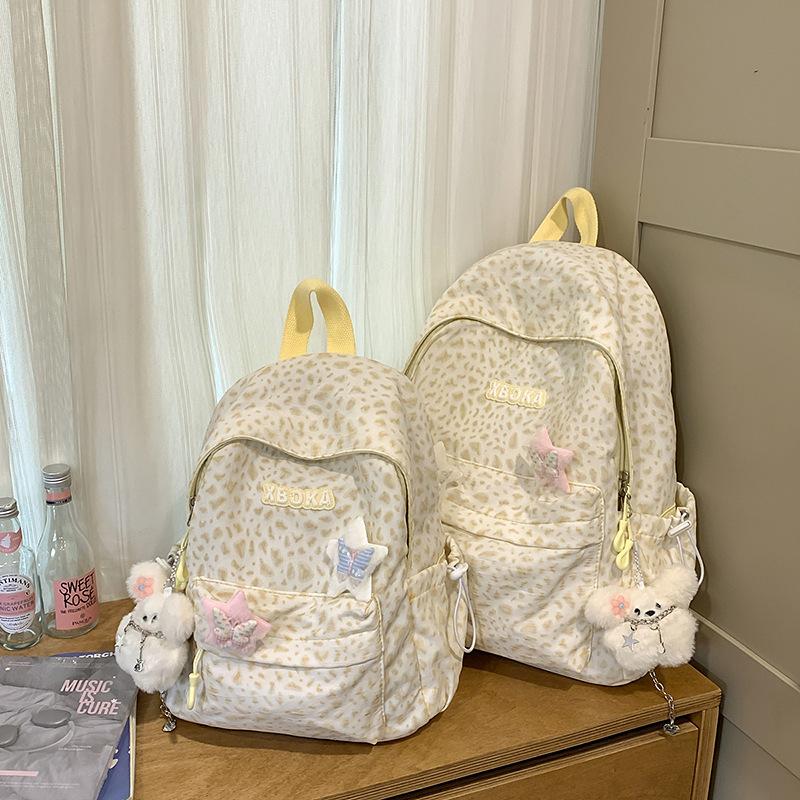 Schoolbag cute cartoon backpack female student 1011 new fashion leopard print travel backpack junior high school student class bag
