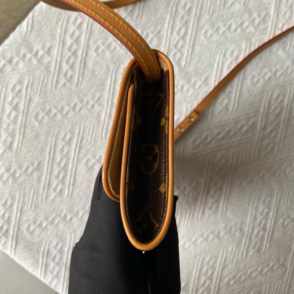 [Pre-Owned] Monogram Twin GM Classic Orange Shoulder Strap Canvas Leather Crossbody Bag - Very Good #1DT5QCU