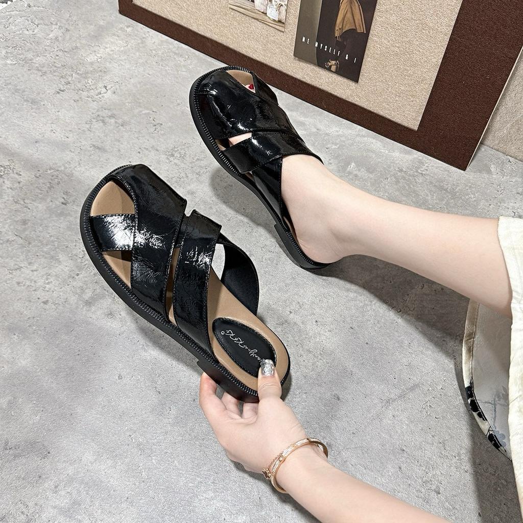 Slippers Women's Summer Wear 2024 Bag Head Woven Cross Sandals Holiday Style Lazy Drag Flat Bottom Hollow Women's Slippers