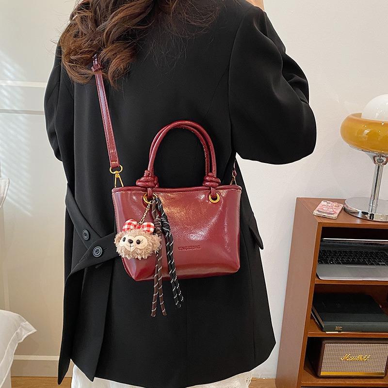 Sensation Maillard portable bucket bag women's new retro shoulder bag fashion commuter messenger bag