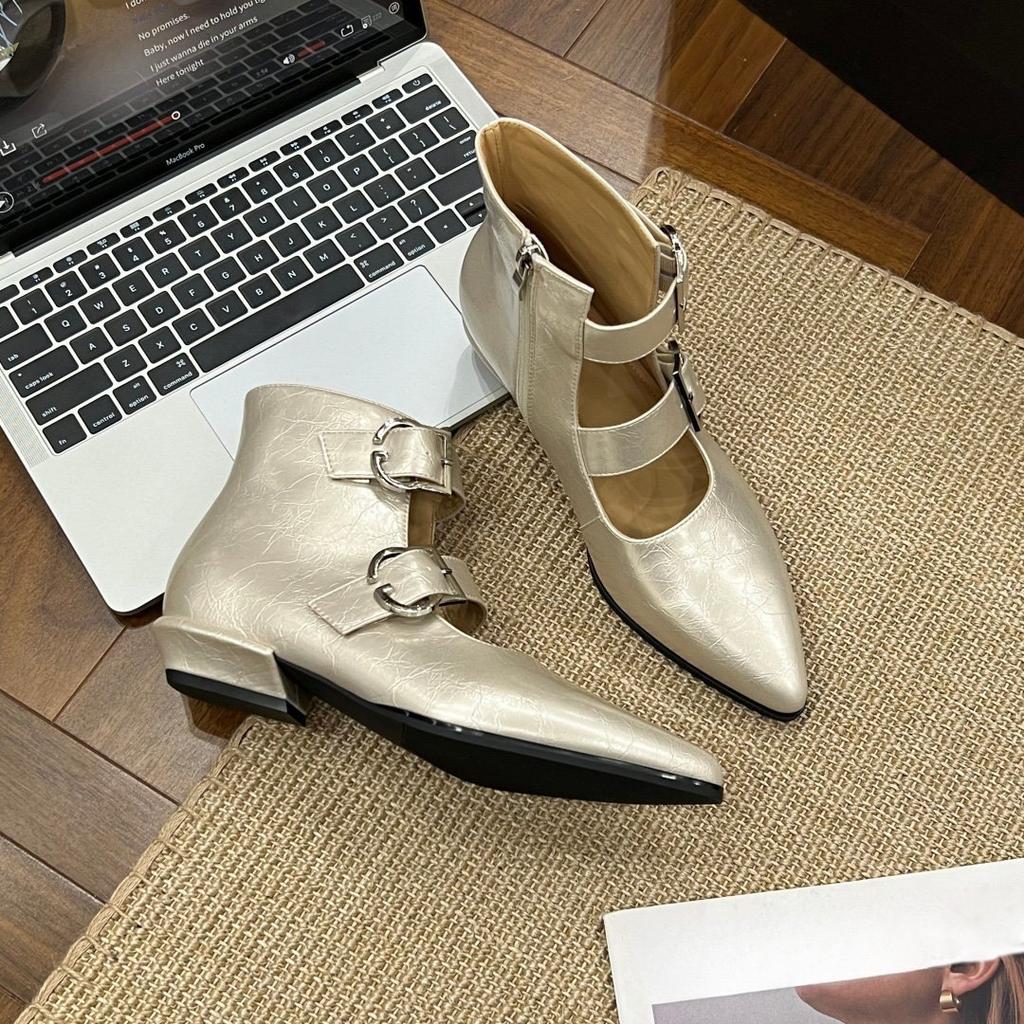First Encounter Season French Pointed Belt Buckle Side Pull Thick Heel Fashion Temperament Mary Jane Summer Short Boots Women