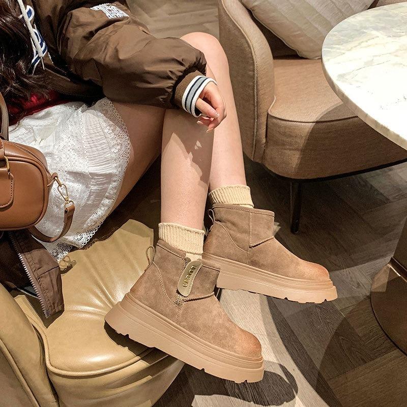 Snow Boots Cotton Shoes, Winter Velvet Thickened Thick-soled Non-slip Snow Women's Boots Flat Short Boots