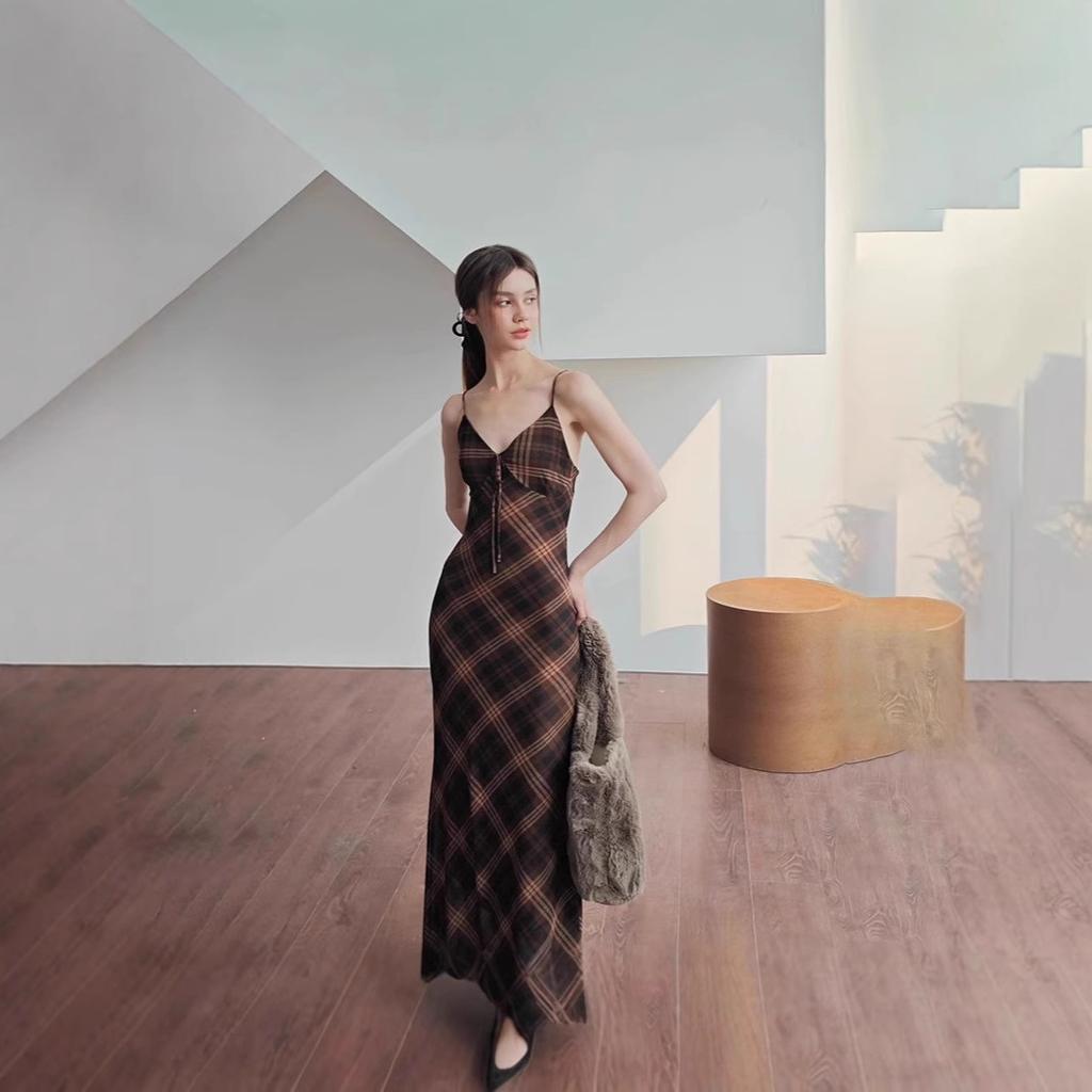 European and American spring new fashion retro plaid pure desire celebrity temperament slim suspender dress women