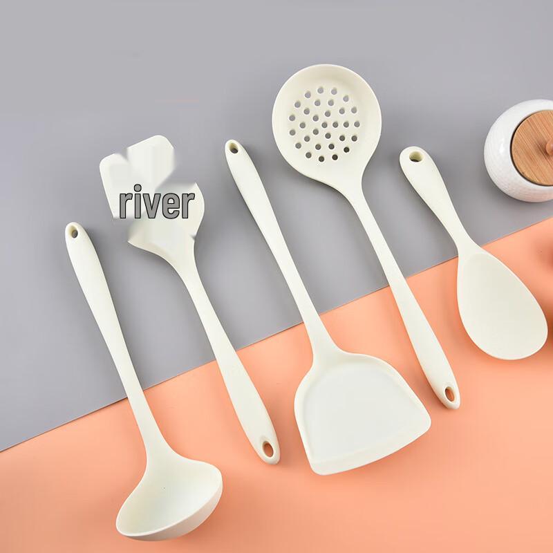 

Силиконовый набор кухонной утвари