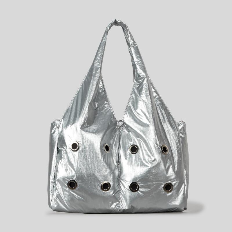 Niche Design Rivet Underarm Bag Single-shoulder Bag Large-capacity Casual Handbag