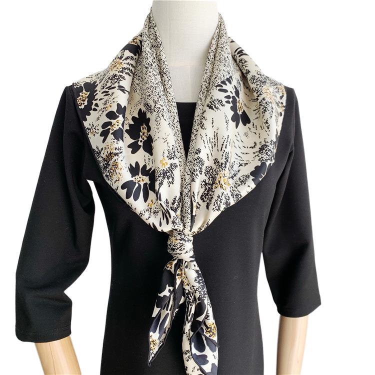 [Art Flowers] Silk Scarf Silk Square Scarf 90Cm Simple Color Matching Shawl Atmospheric Handmade