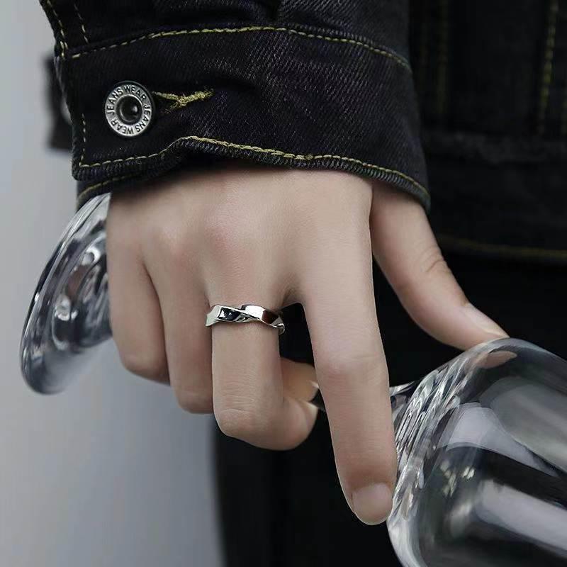 

Moebius Men s Adjustable Ring - Luxurious, High-End, Stylish Design for Boys
