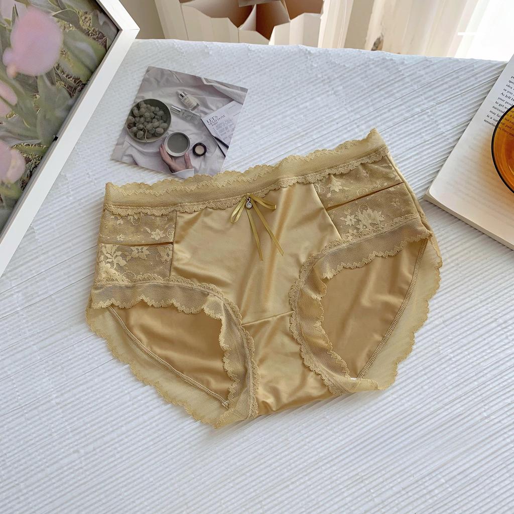 Ausgeschnittene Luxus-Satin-Dreiecksslips Mittelhoch Damen-Slips