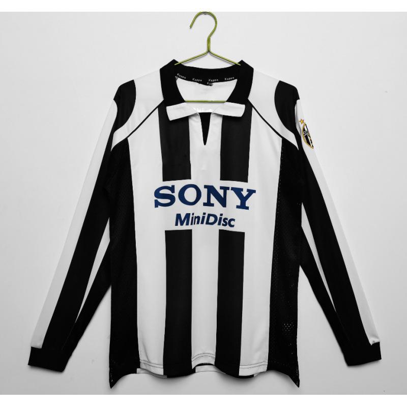 Klassische Retro-Trikots für große Vereine, langärmelige AC Mailand Fußballtrikots, thailändische Trikots, Großhandel ab Lager.