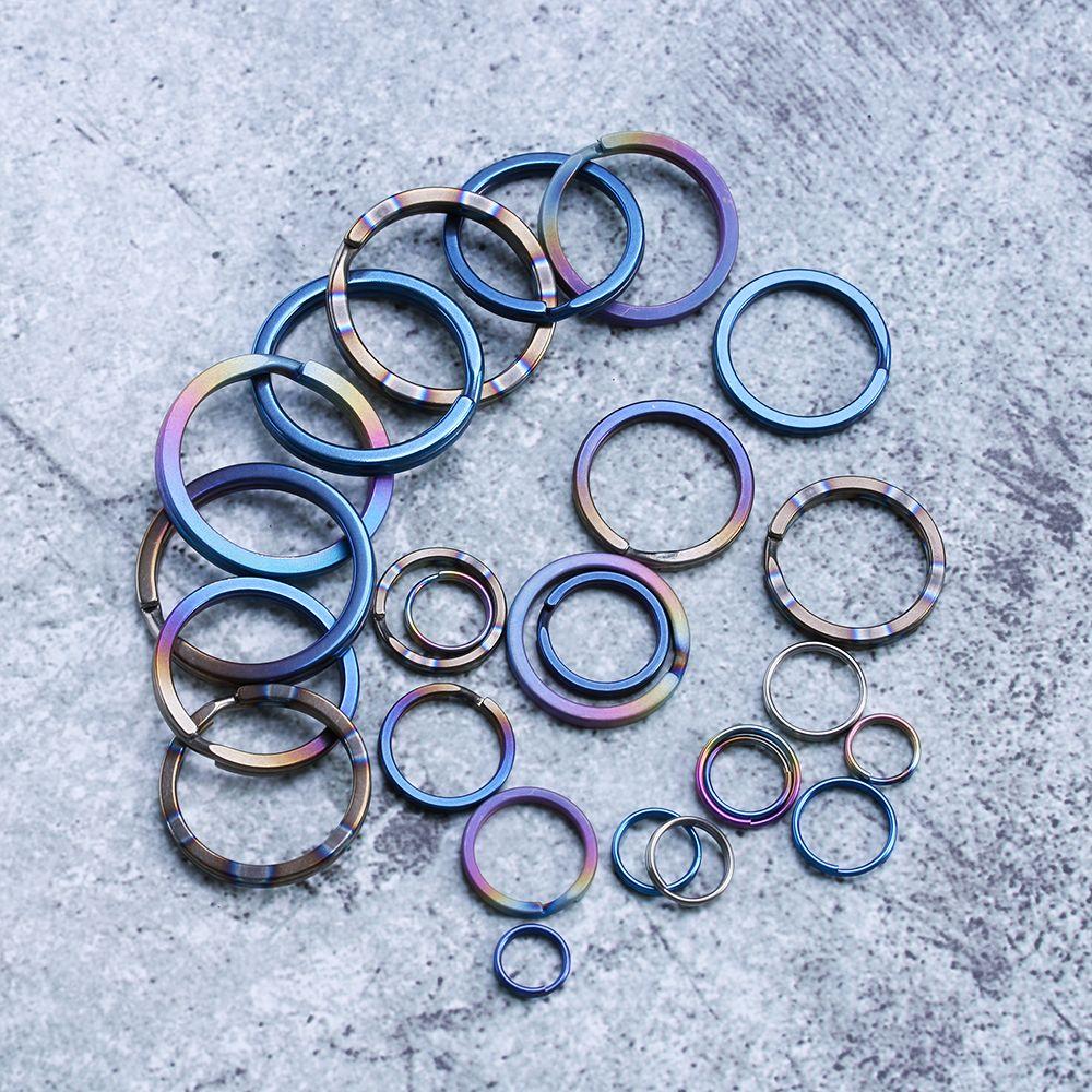 1/2pcs High quality Circle Clip Titanium Alloy Portable Holder Key Ring EDC Keychain Keyring Buckle