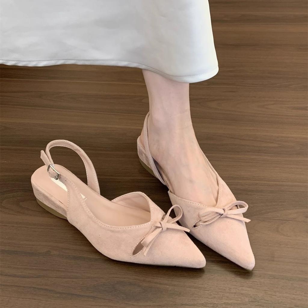 Wunderschöne französische spitze Einzelschuhe Damen Keilabsatz 2025 Frühling und Sommer neu Schleife Fee Retro leere Tasche Kopf Sandalen