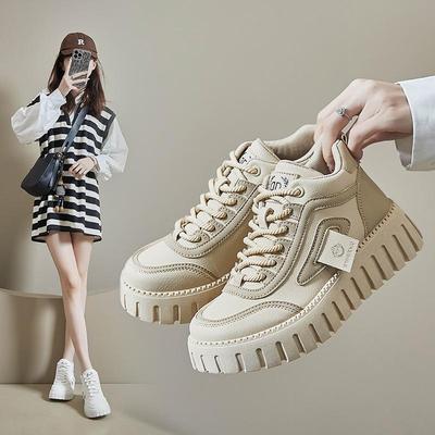 2025 Frühling Koreanischer Stil Damen High-Top Weiße Sneaker mit Dicken Sohlen - Streetstyle KT12261.