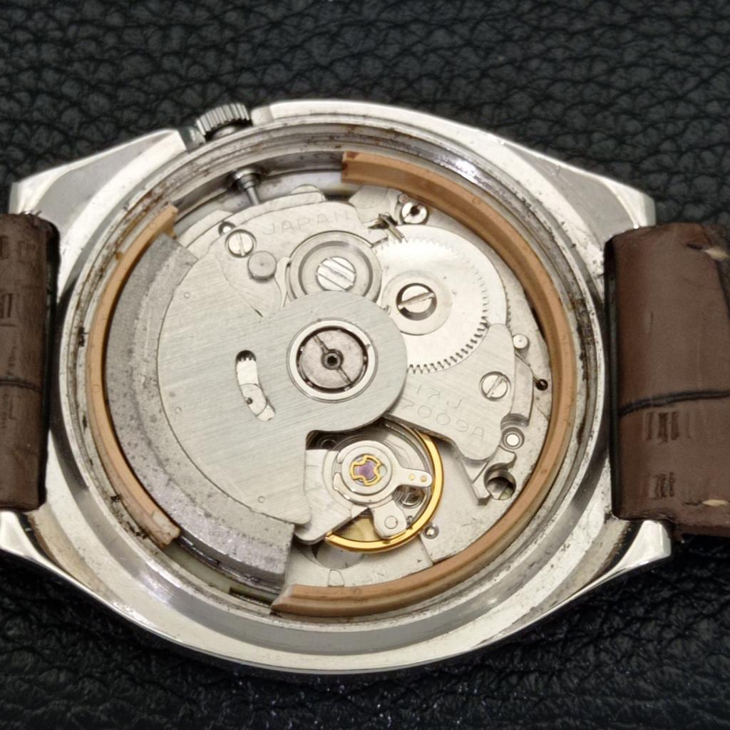 VINTAGE SEIKO AUTOMATIC 7009A JAPAN MENS SILVER COLOR DIAL WATCH A500134-2 R151a-a500134