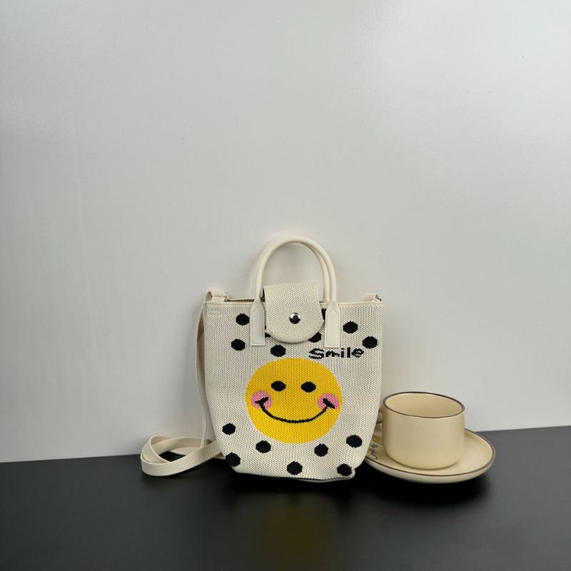 Premium new cute cartoon knitted mobile phone bag adjustable messenger handbag niche versatile dopamine bag