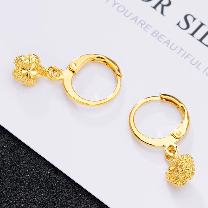 Cercei imitație aur nisipiu de înaltă calitate: Design cu ciucuri de lungă durată pentru femei, Accesorii din cupru transfrontaliere