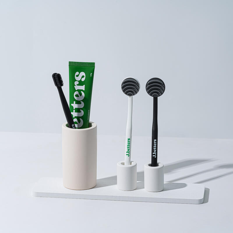 

J.BETTERS 8 micro-fine toothbrushes + 2 tongue cleaners (black + white)