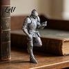 Fantasy stolní figurka 3D tištěný středověký rytíř Ozdoba do rohu knihy Čtecí figurka Podpora Dekor výklenku Kreativní zarážka na knihy Socha pro knihovnu,