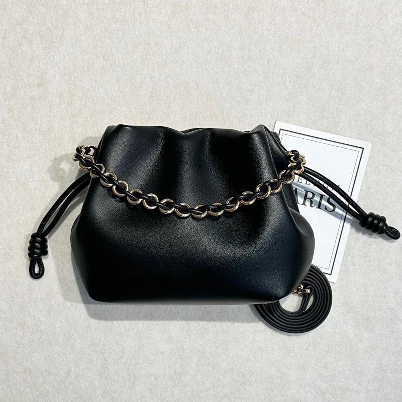 New leather drawstring lucky bag fashion trend pleated cloud bag small cute messenger bag celebrity bucket bag