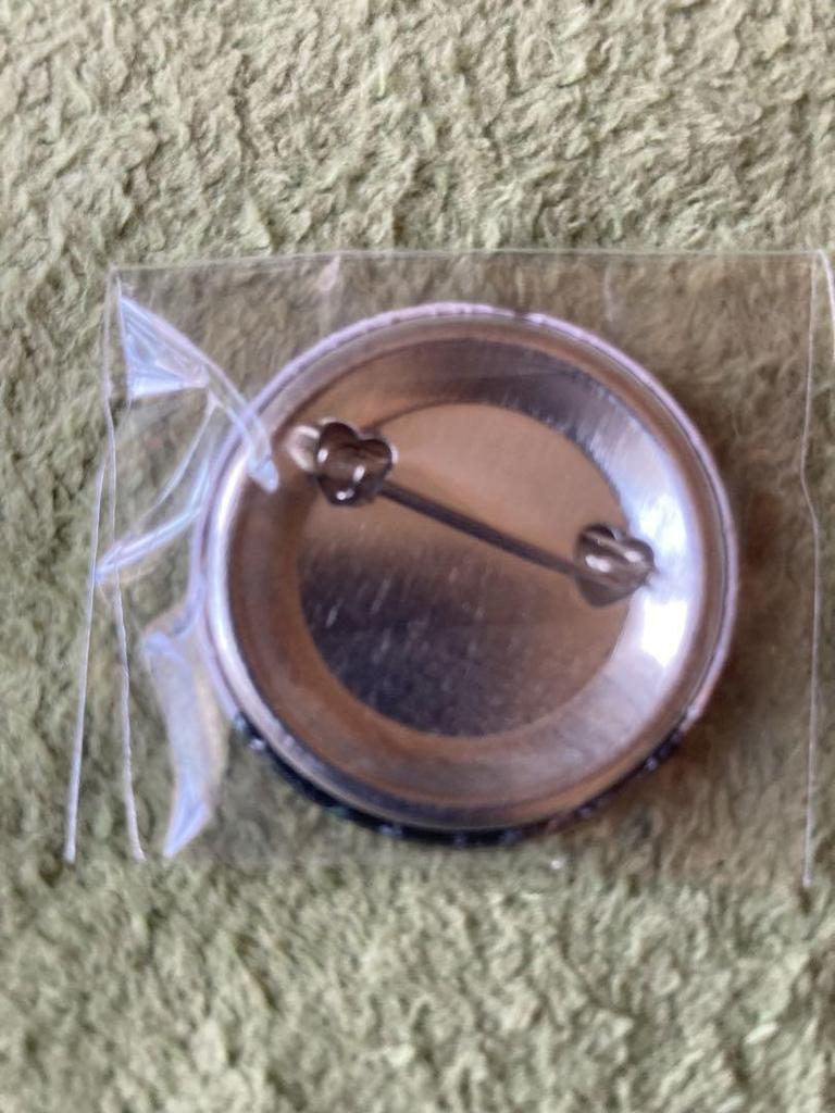 [USED] ITZY Yeji Can Badge Wannabe