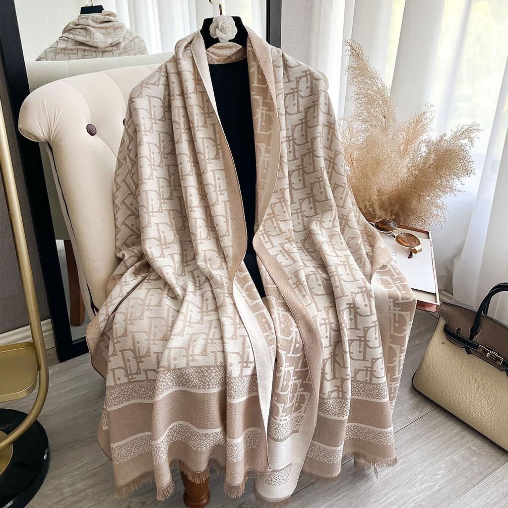 Cachecol Popular de Transmissão ao Vivo de Celebridade da Internet Cachecol Quente Feminino Xale Cachecol de Seda com Fio Dourado de Dupla Face Cachecol Externo Feminino Moda