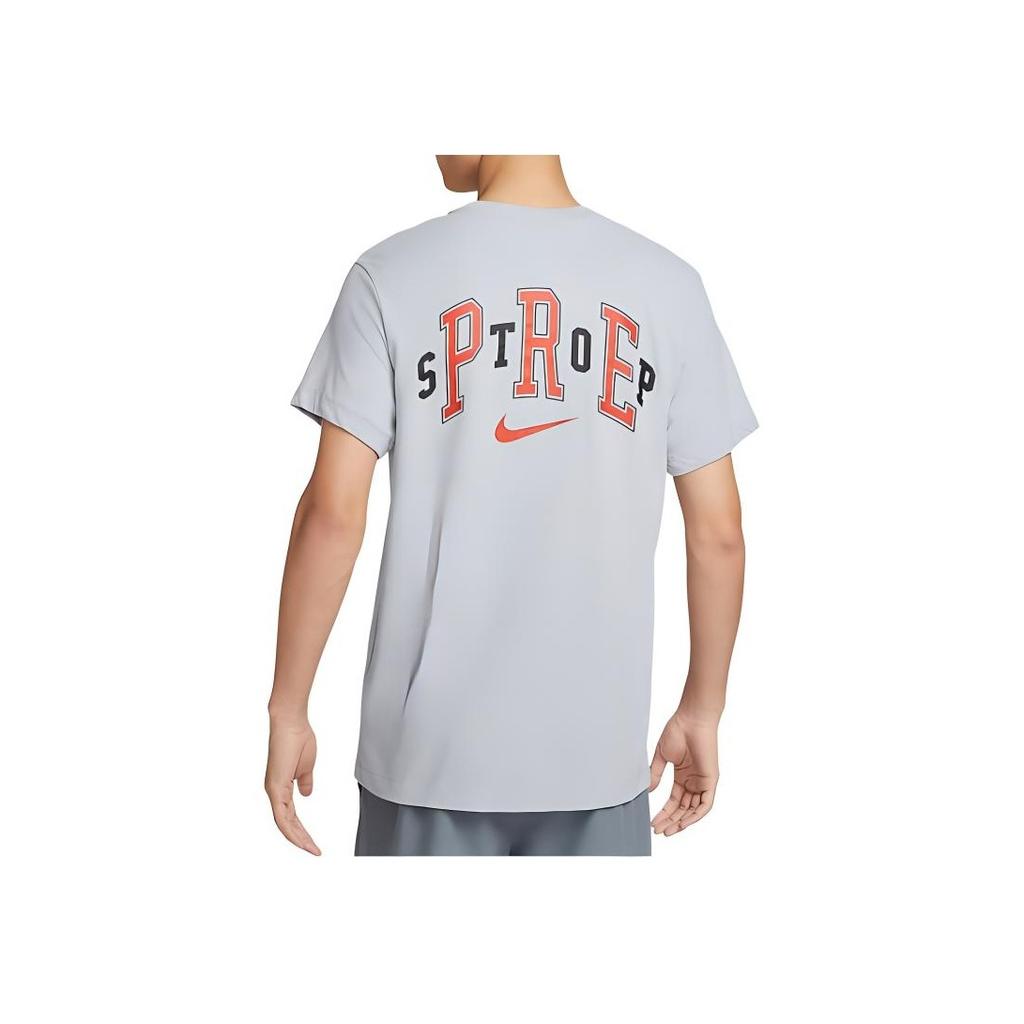 Nike Camiseta Pulôver Manga Curta com Gola Redonda Estampa de Letras com Logo Respirável Masculina Cinza Branco FV8393-077