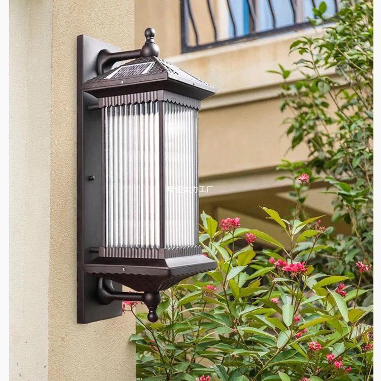 2025 Chinese Style Solar LED Outdoor Wall Sconce - Antique Villa Front Door Lamp, Super Bright