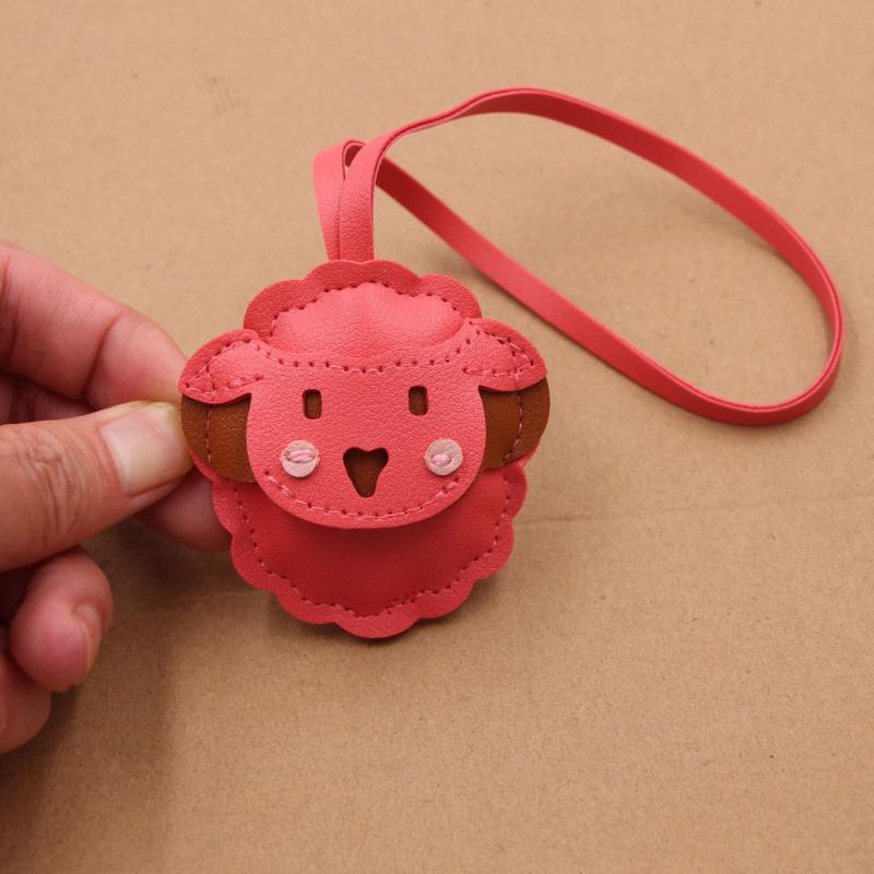 Cute Goat Pu Leather Keychain For Women Car Key Ring Cartoon Animal Sheep Bag Charm Pendant