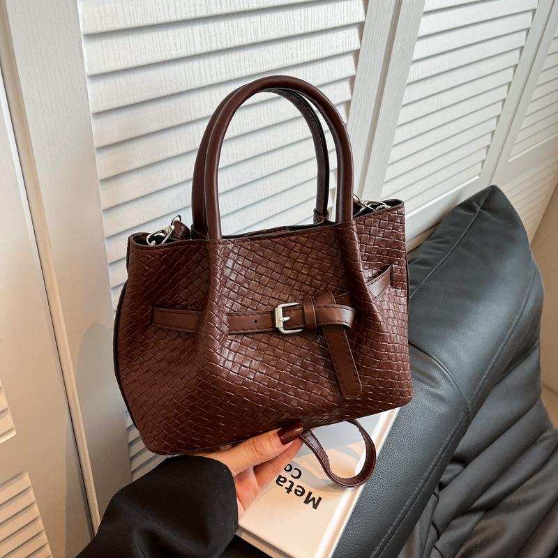 Premium niche woven bucket bag new large-capacity commuter women's bag pu messenger bag dumpling bag handbag