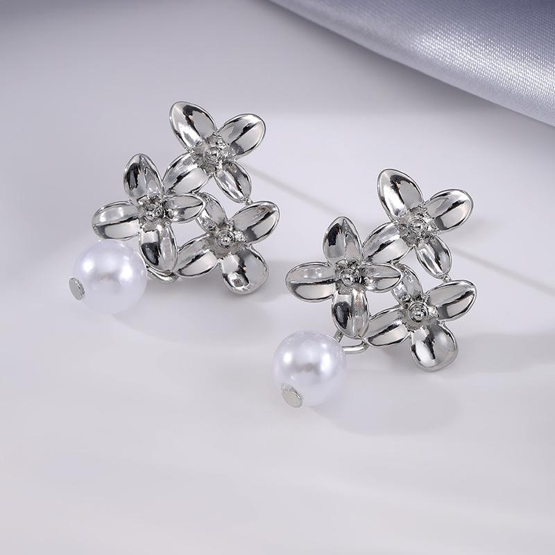 

Серьги-гвоздики с цветочным темпераментом, цветок лилии, серьги высокого класса, женские геометрические серьги с имитацией жемчуга серебряный