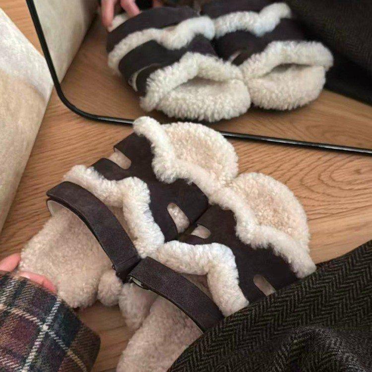 Autumn and winter rolled lamb slippers 2025 autumn new versatile fur integrated warm leisure word with fluff slippers