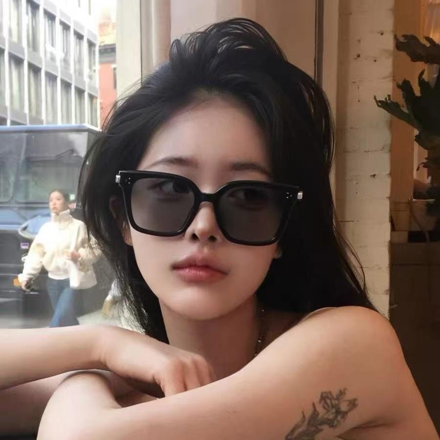 New fashionable large-frame cat-eye sunglasses for women, high-end trendy outdoor driving sunglasses for men