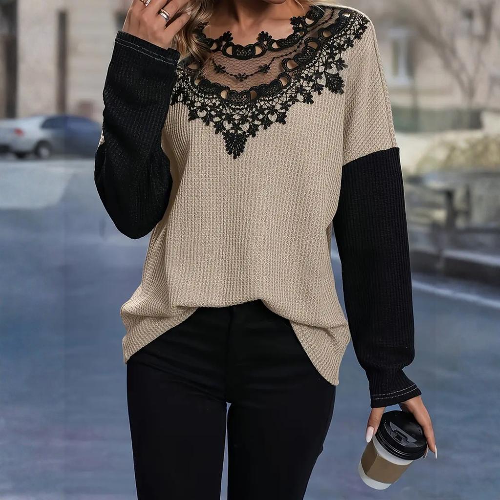 Women's Loose And Comfortable Lace Patchwork Hollow Loose Long Sleeved Top
