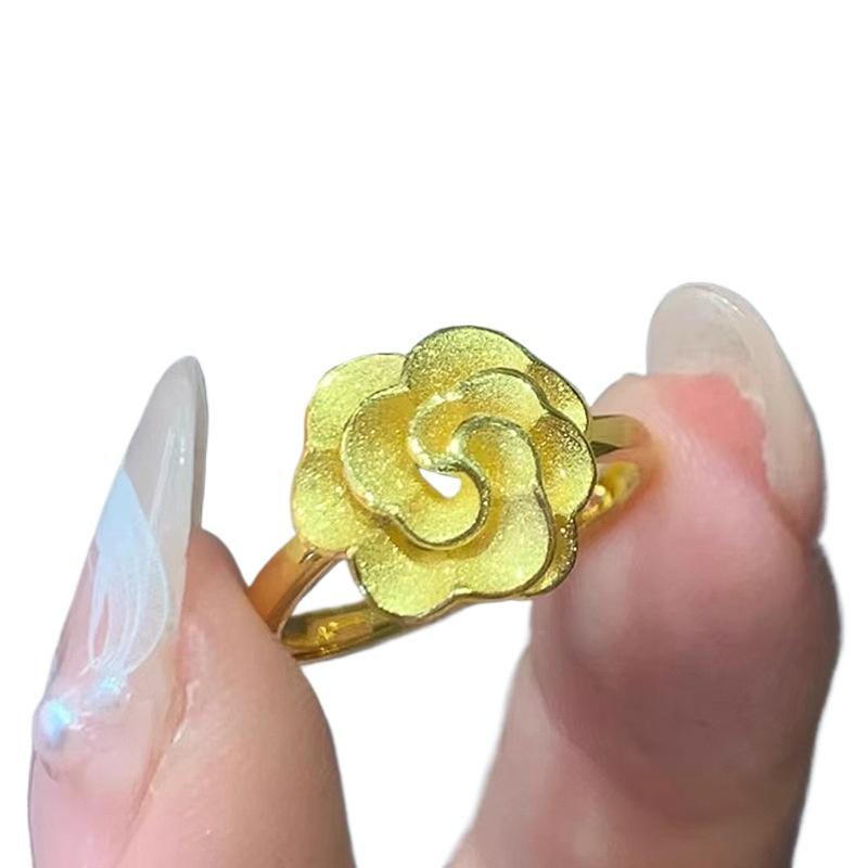Antique Gold Craftsmanship Frosted Floral Rings for Women Simple Luxurious Fashionable Rose Ring Adjustable Party Jewelry Gift